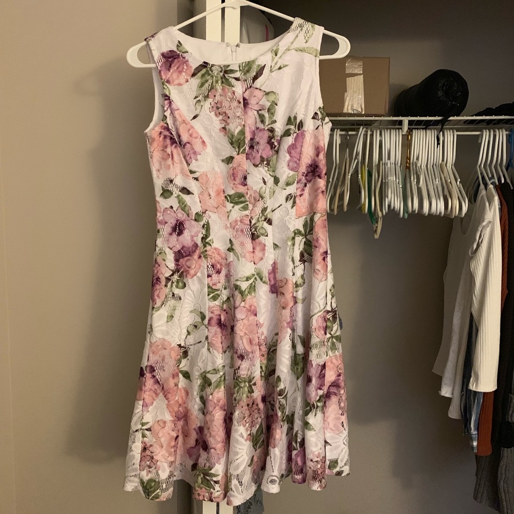 White floral lace formal dress size 4